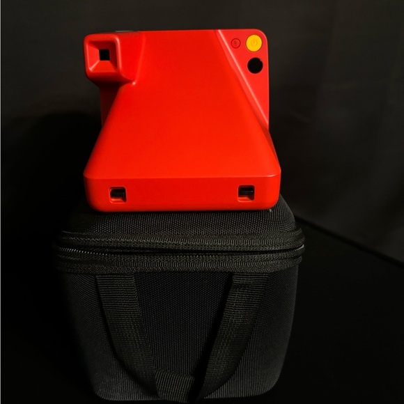 Connected app controlled camera- white Polaroid camera - Picture 3 of 3